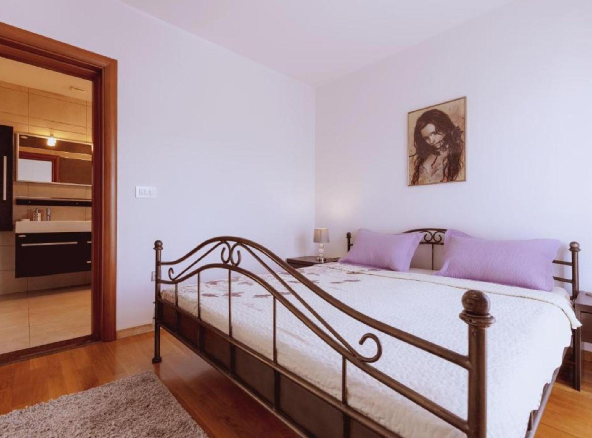 M & B Appartement Bibinje Buitenkant foto