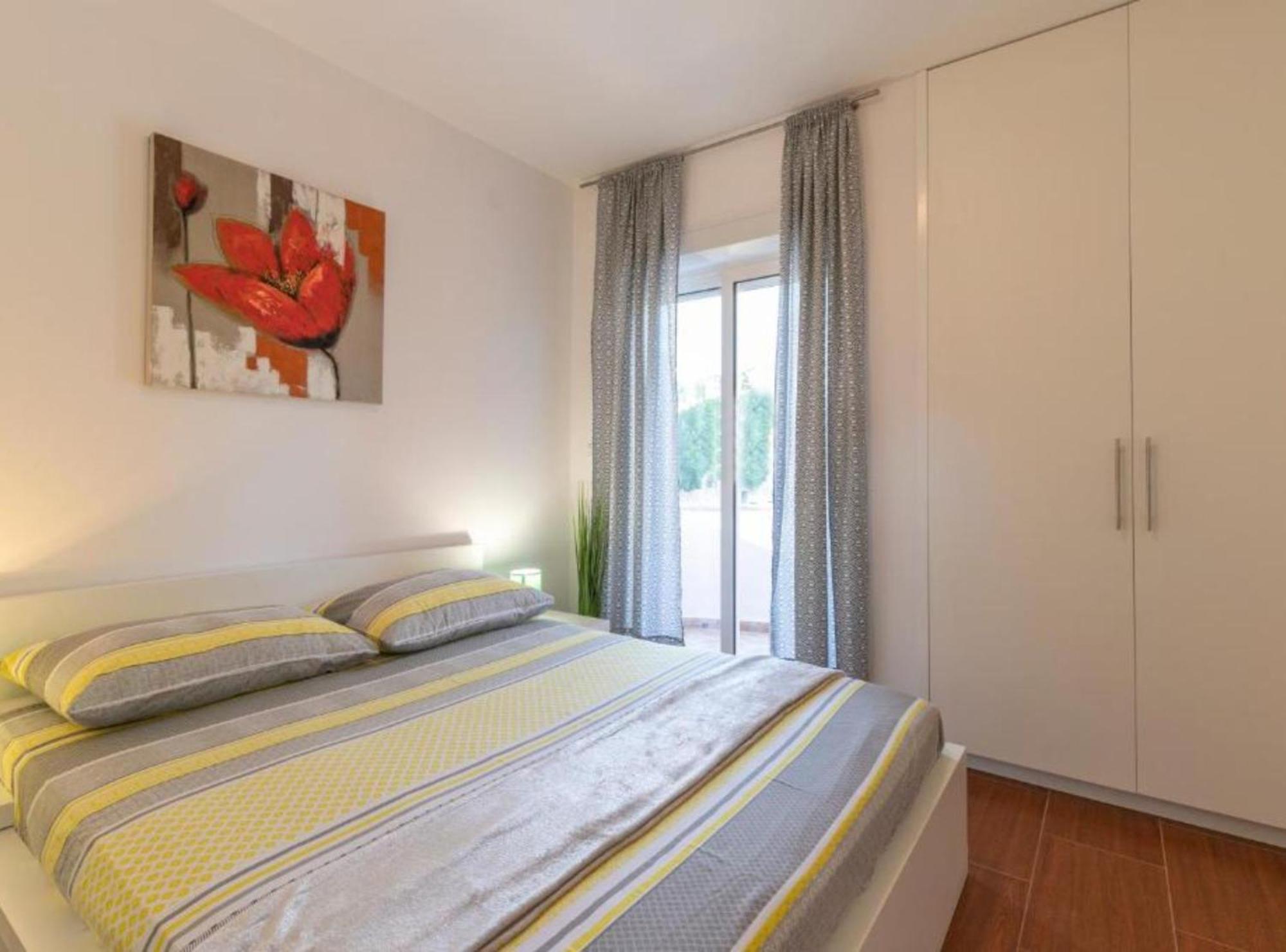 M & B Appartement Bibinje Buitenkant foto