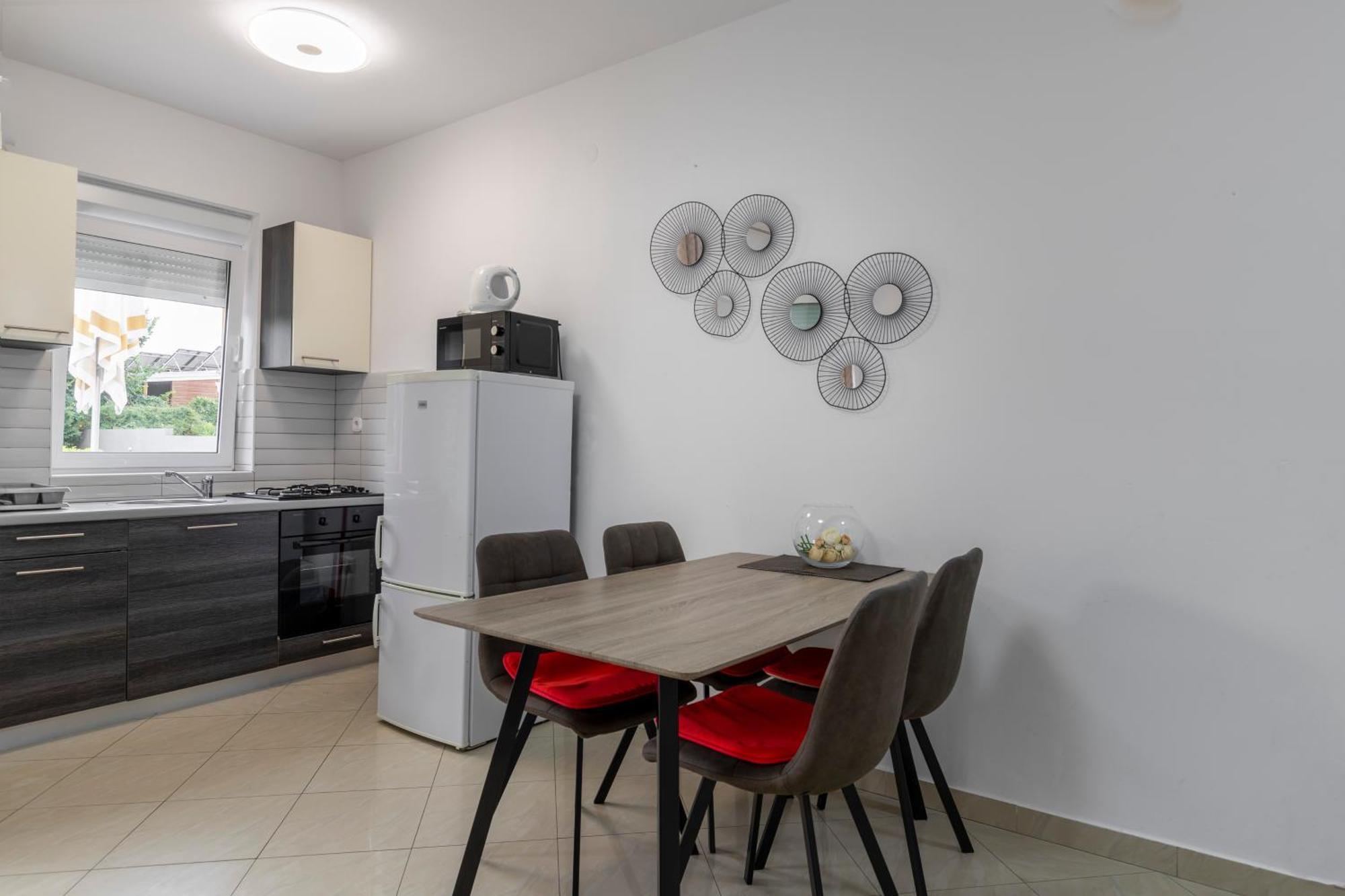 M & B Appartement Bibinje Buitenkant foto